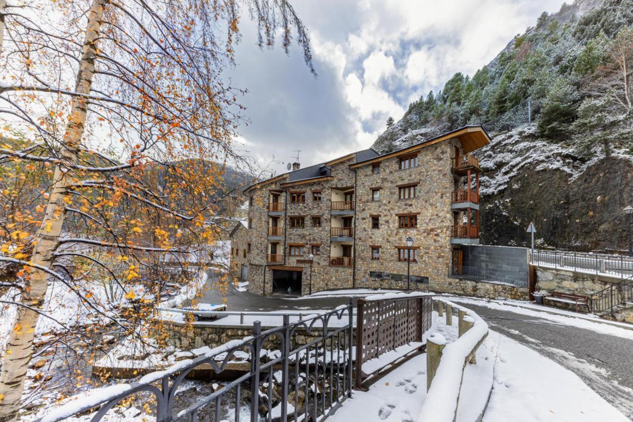 R Valle De Incles-Grandvalira Free Parking Canillo Exterior foto